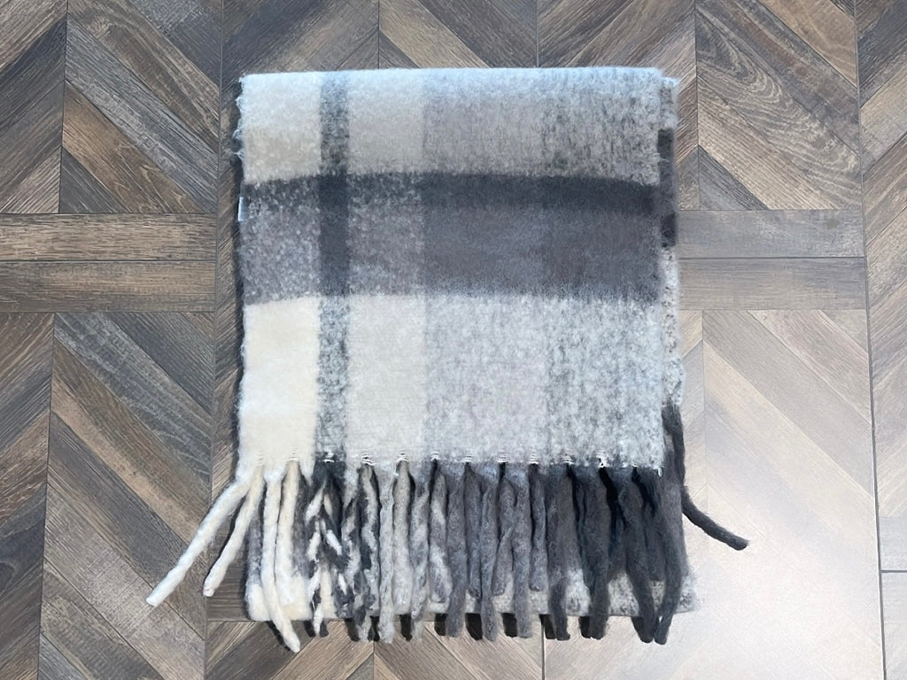 The Charlotte Scarf