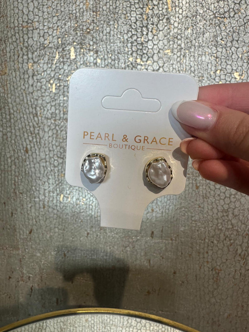 Leila Earring