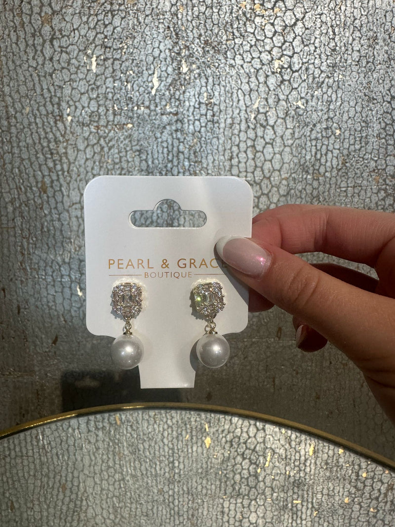 Laura Earring