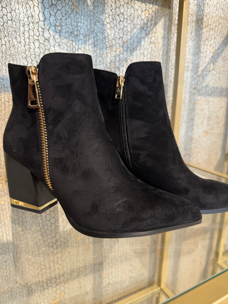 Baby Girl- Vinyl Boots
