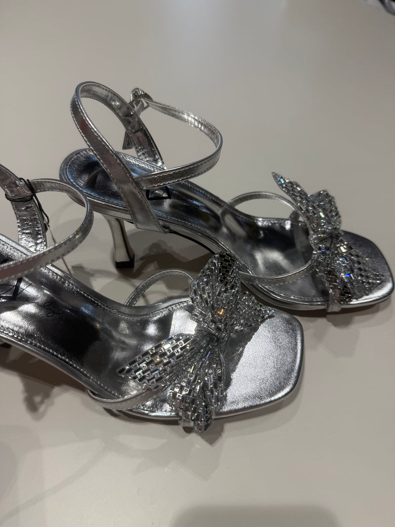 Kiss and angel- Chrome Dazzle Heels