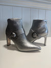 Perfect match- Illuminate boots