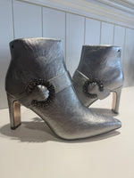 Perfect match- Illuminate boots