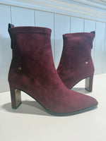 Only yesterday- Cranberry Boots