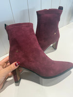 Only yesterday- Cranberry Boots