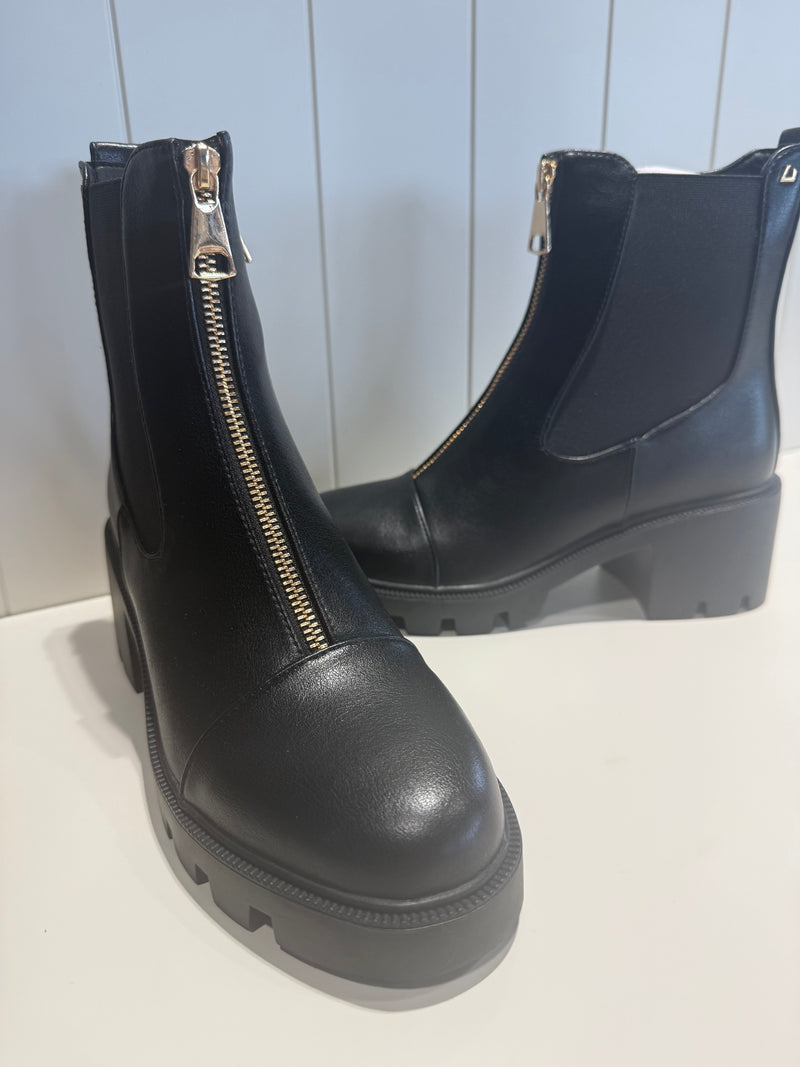 Im sorry- Vinyl boots
