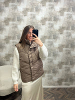 The Claire Gilet